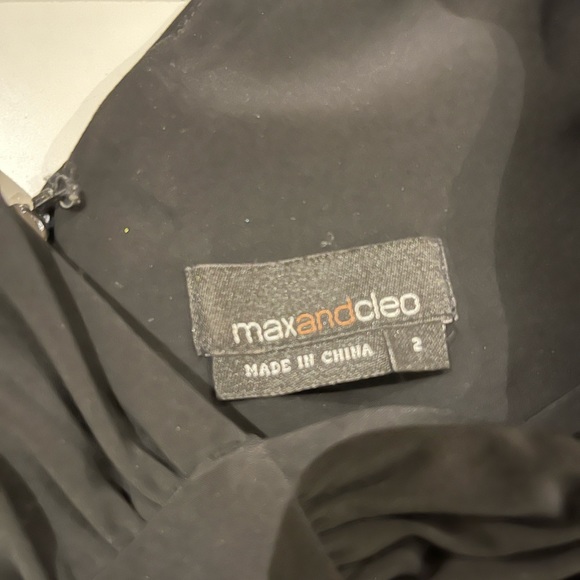 Beautiful Black and Gold Brocade Max and Cleo dress - size 2 - Picture 5 of 5